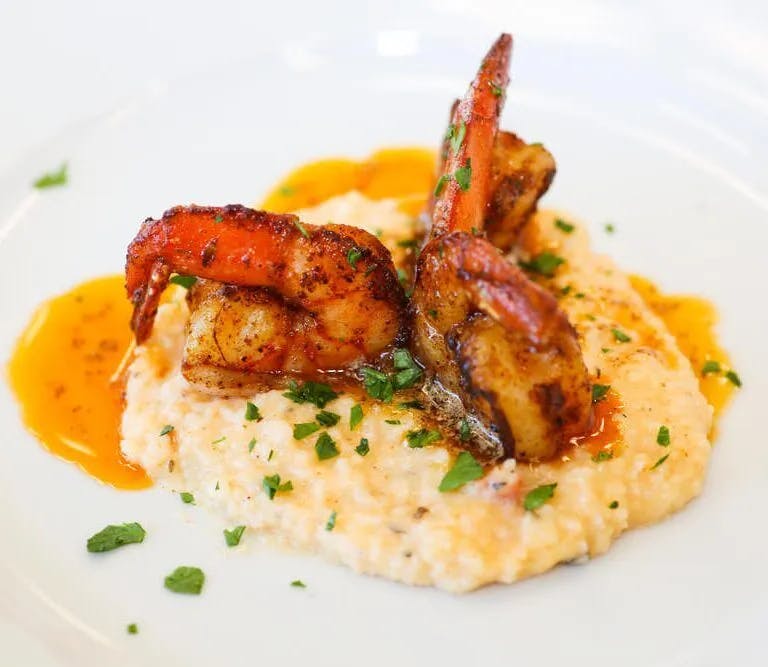 Satisfy Your Soul Food Cravings with this Homemade Pappadeaux Shrimp and Grits Recipe